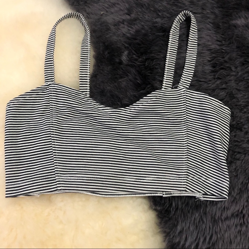 Crop top 🌷3 for 15$🌷